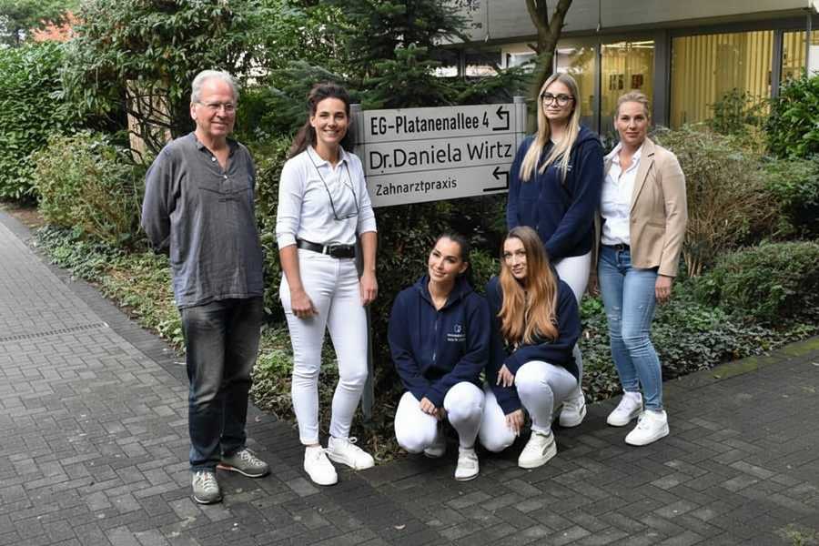dr-daniela-wirtz-team